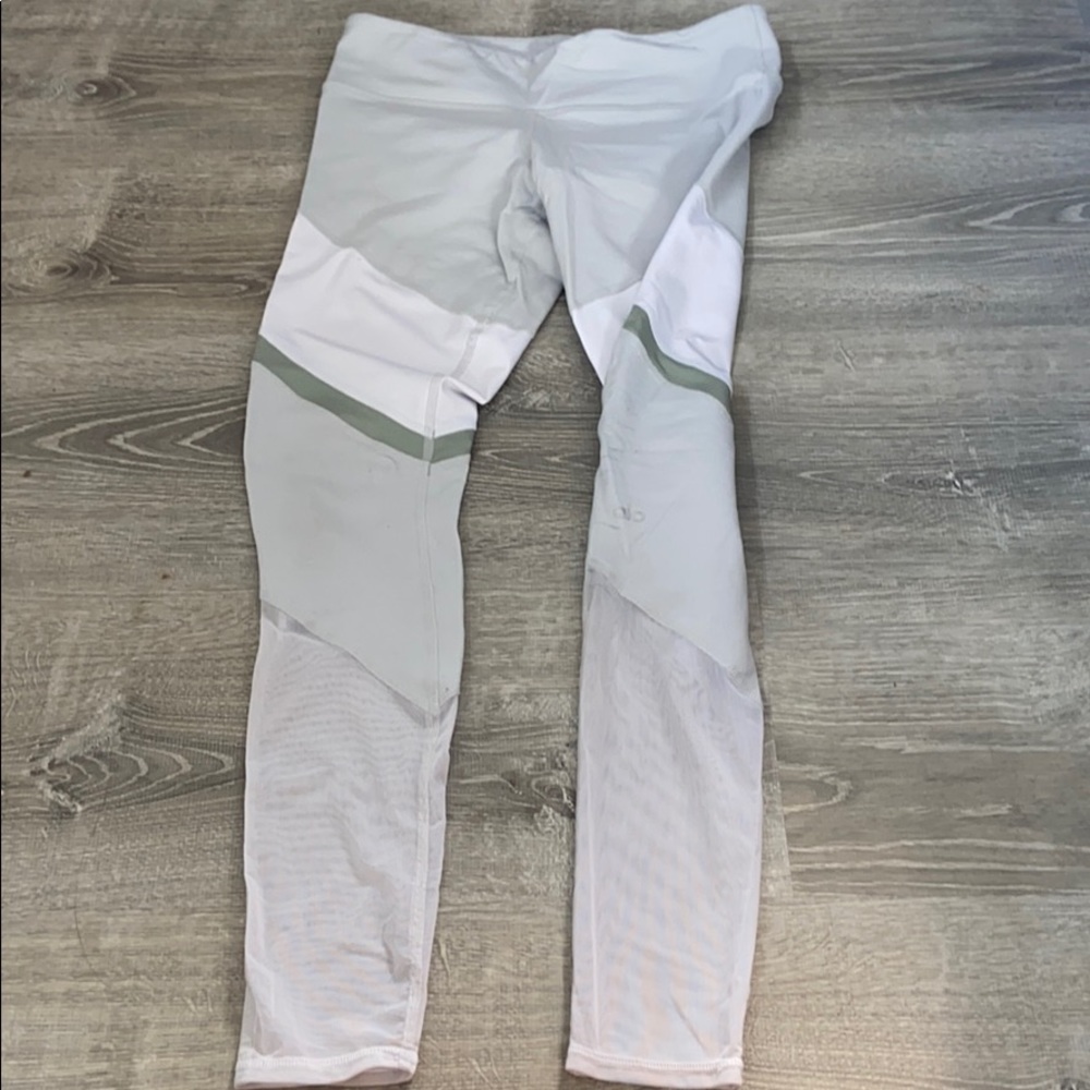 Alo yoga pants